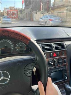 مێرسێدس بێنز E-Class